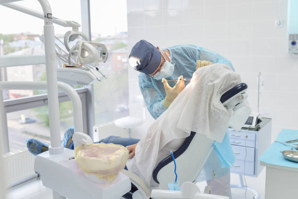 Best Emergency Dental Extractions in Detroit, MI